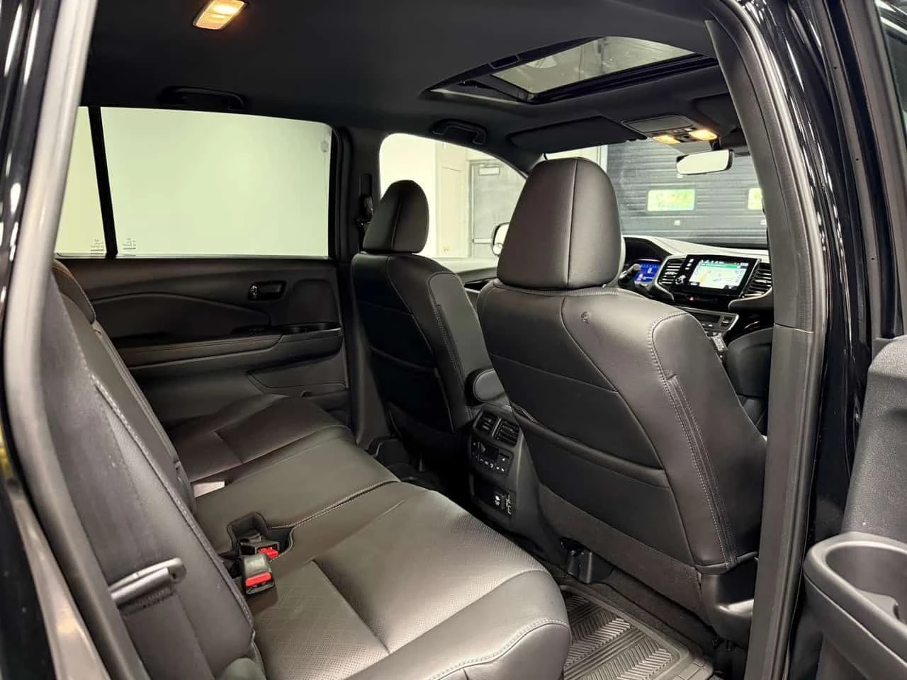 Honda Passport * Touring * АВТОКРЕДИТ БЕЗ ПЪРВОНАЧАЛНА ВНОСКА* , снимка 12 - Автомобили и джипове - 54805201