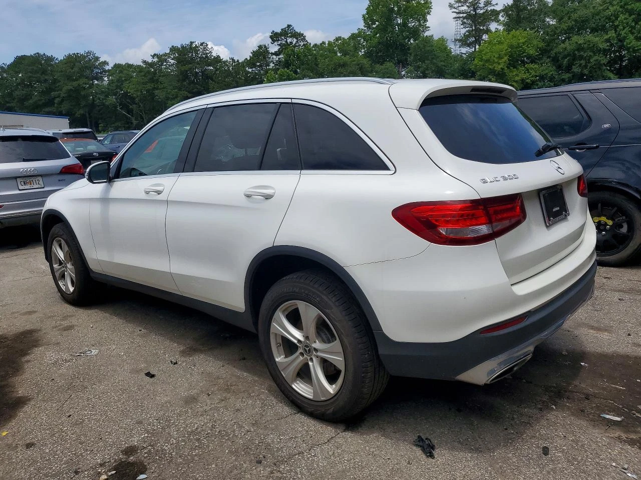 Mercedes-Benz GLC 300 4MATIC, снимка 2 - Автомобили и джипове - 55012055