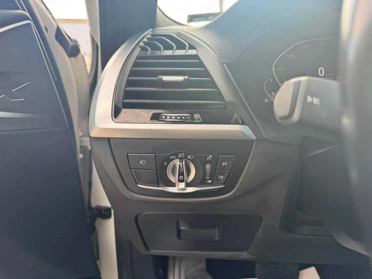 BMW X3 xDrive30i| ПАНО| ПОДГРЕВИ| ПАМЕТ| CARFAX| , снимка 16 - Автомобили и джипове - 55223040