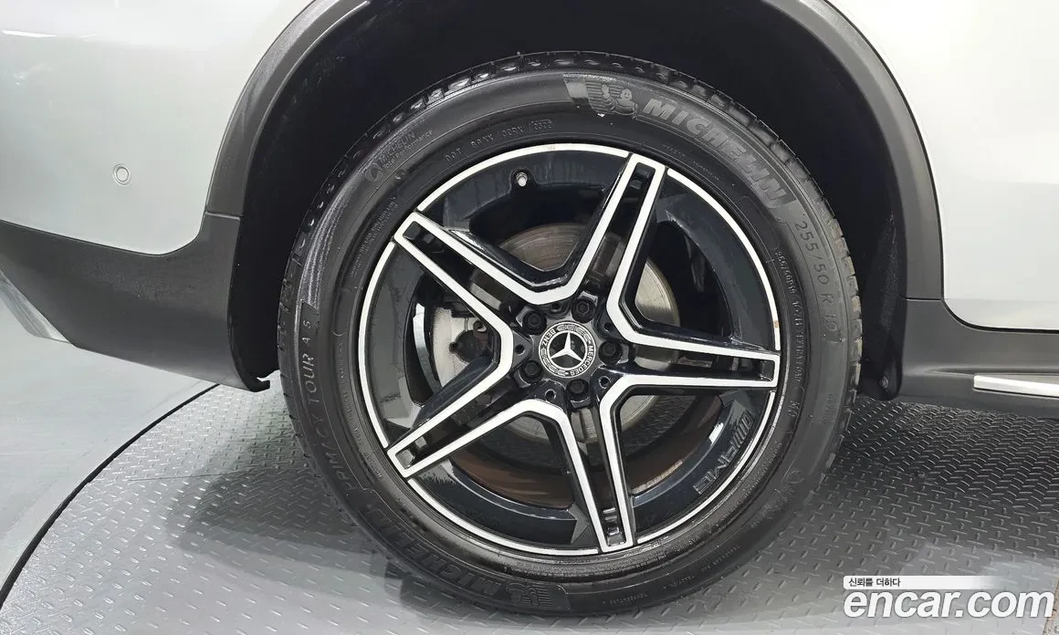 Mercedes-Benz GLC 300 AMG LINE | COUPE | 4MATIC, снимка 6 - Автомобили и джипове - 55589060