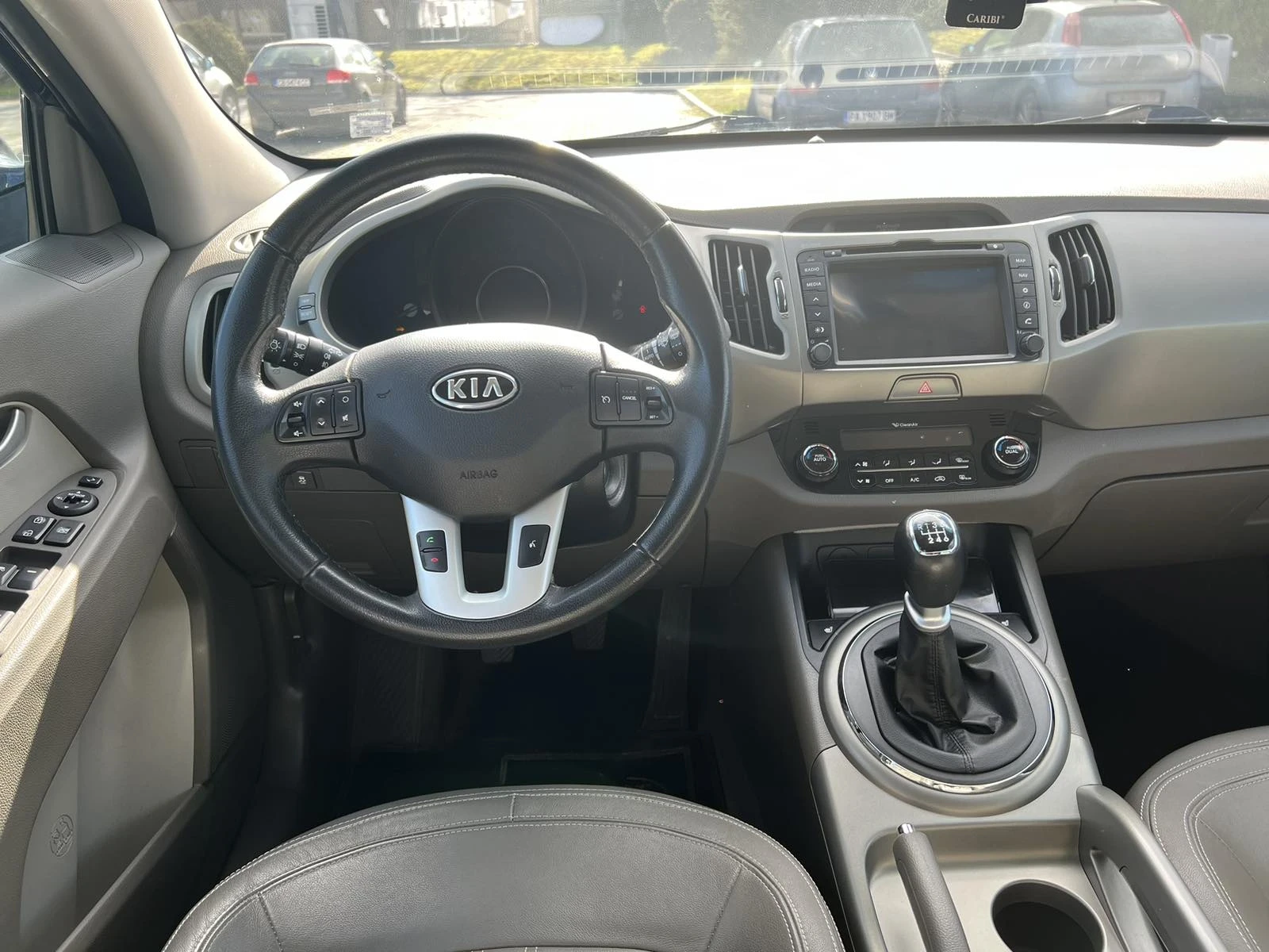 Kia Sportage, снимка 14 - Автомобили и джипове - 55595002