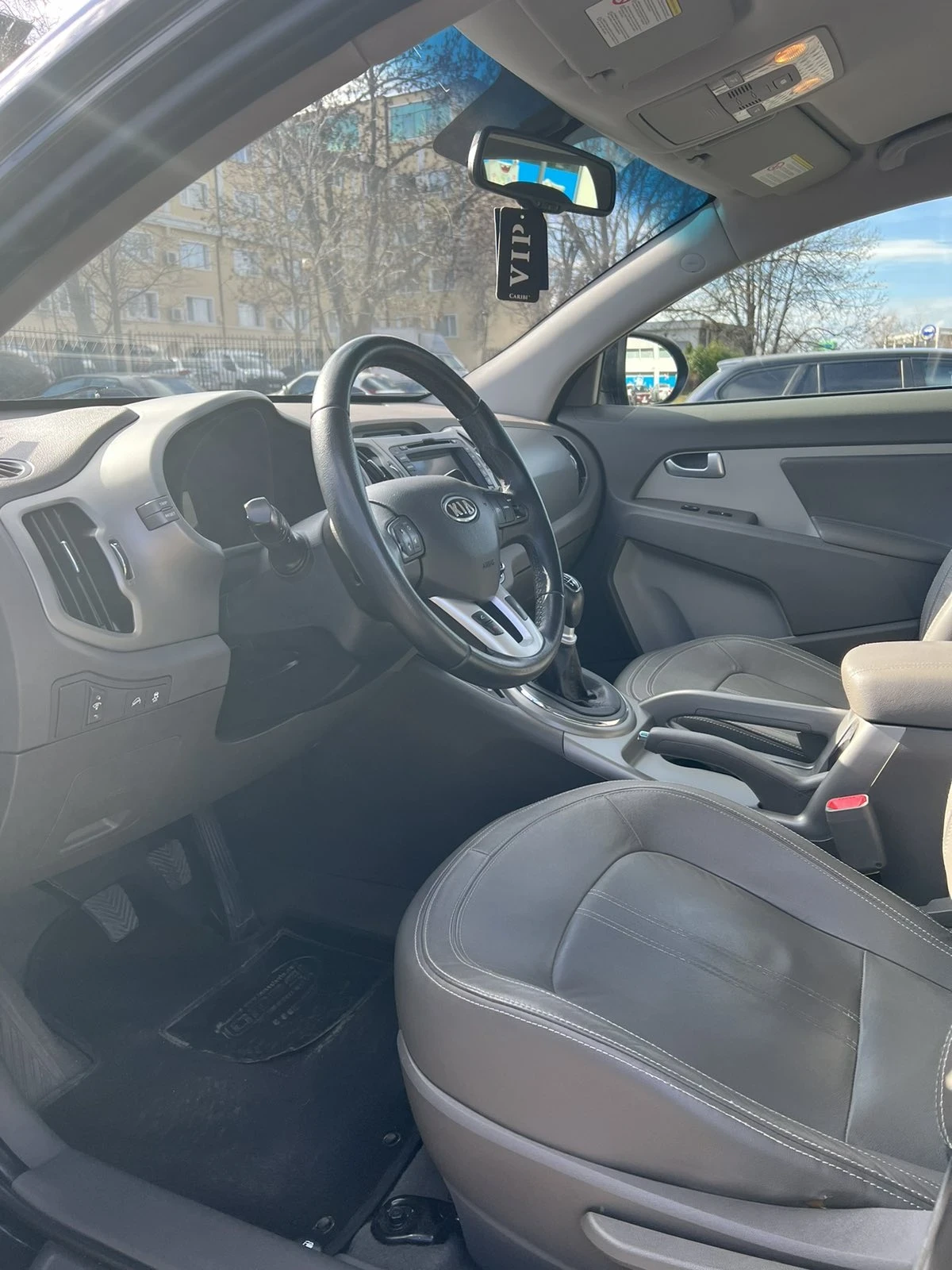 Kia Sportage, снимка 16 - Автомобили и джипове - 55595002