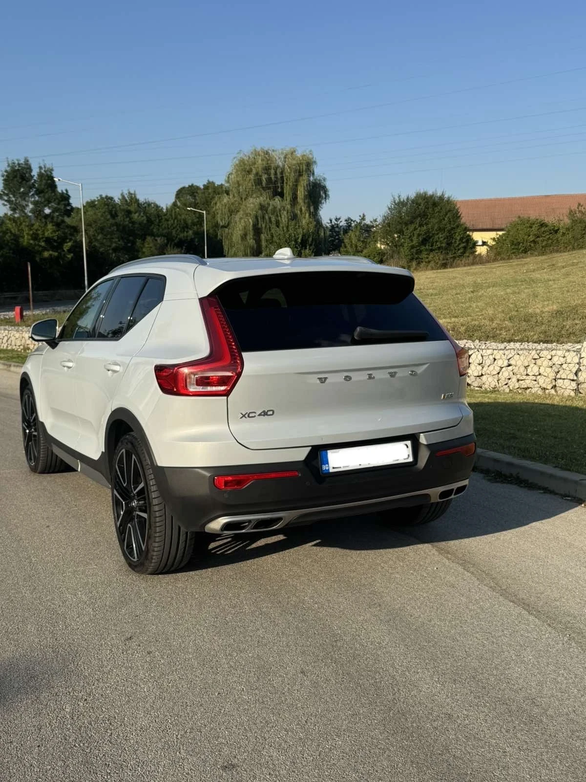 Volvo XC40 D3, снимка 5 - Автомобили и джипове - 55615853