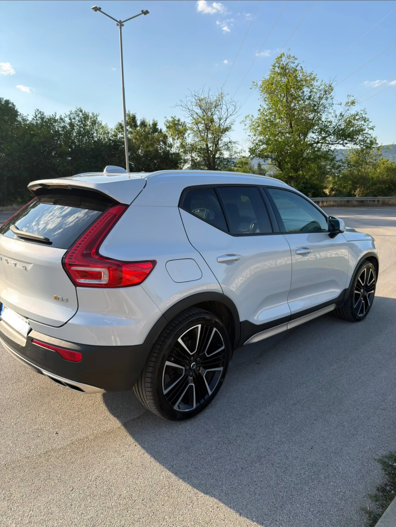 Volvo XC40 D3, снимка 2 - Автомобили и джипове - 55615853