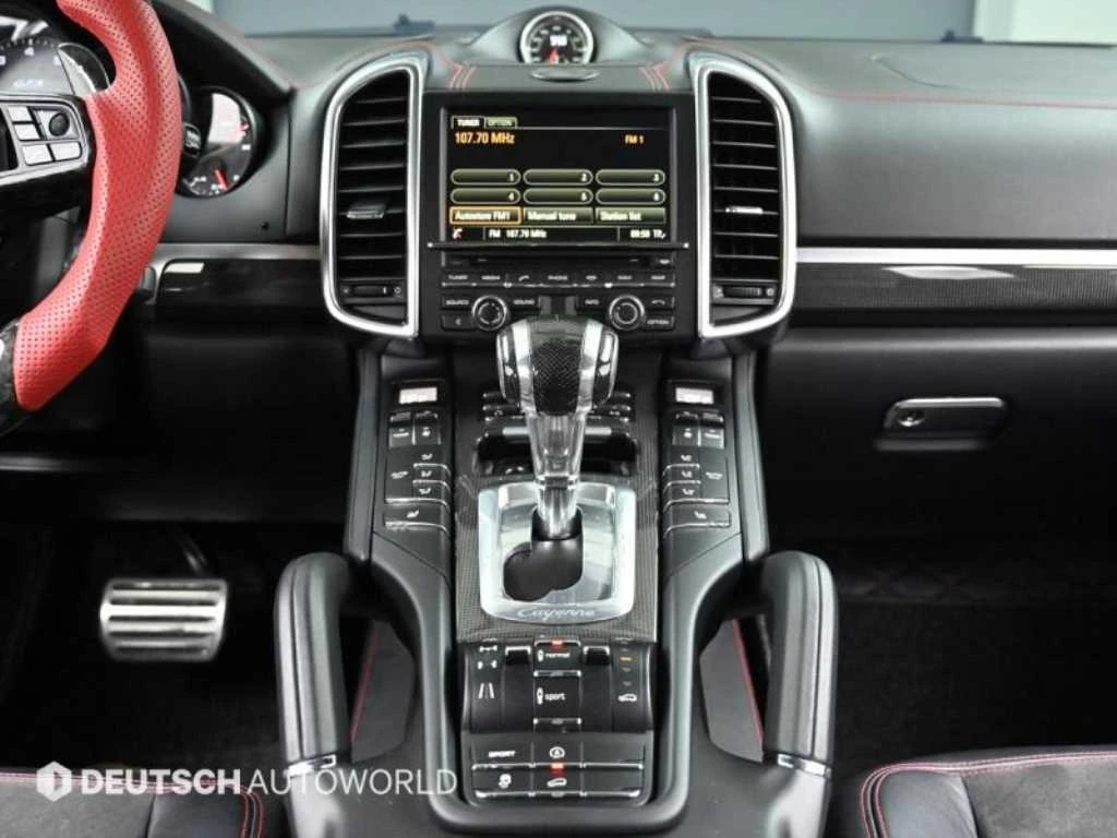 Porsche Cayenne GTS* ЕЛ. БАГАЖНИК* ЛЮК* КРАЙНА ЦЕНА, снимка 14 - Автомобили и джипове - 55983886