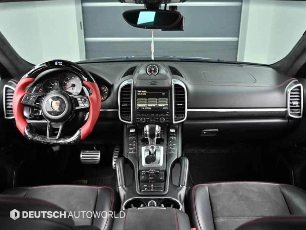 Porsche Cayenne GTS* ЕЛ. БАГАЖНИК* ЛЮК* КРАЙНА ЦЕНА, снимка 7 - Автомобили и джипове - 55983886