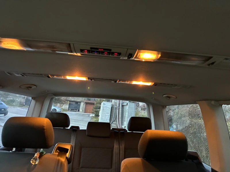 VW Multivan Т5 facelift, снимка 3 - Бусове и автобуси - 52794474