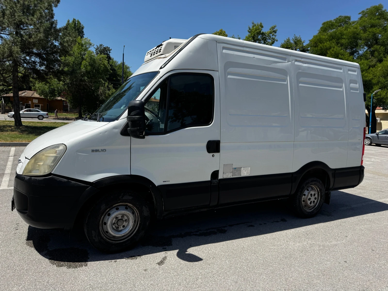 Iveco Daily Хладилен 2.3 HPI, снимка 6 - Бусове и автобуси - 55086944