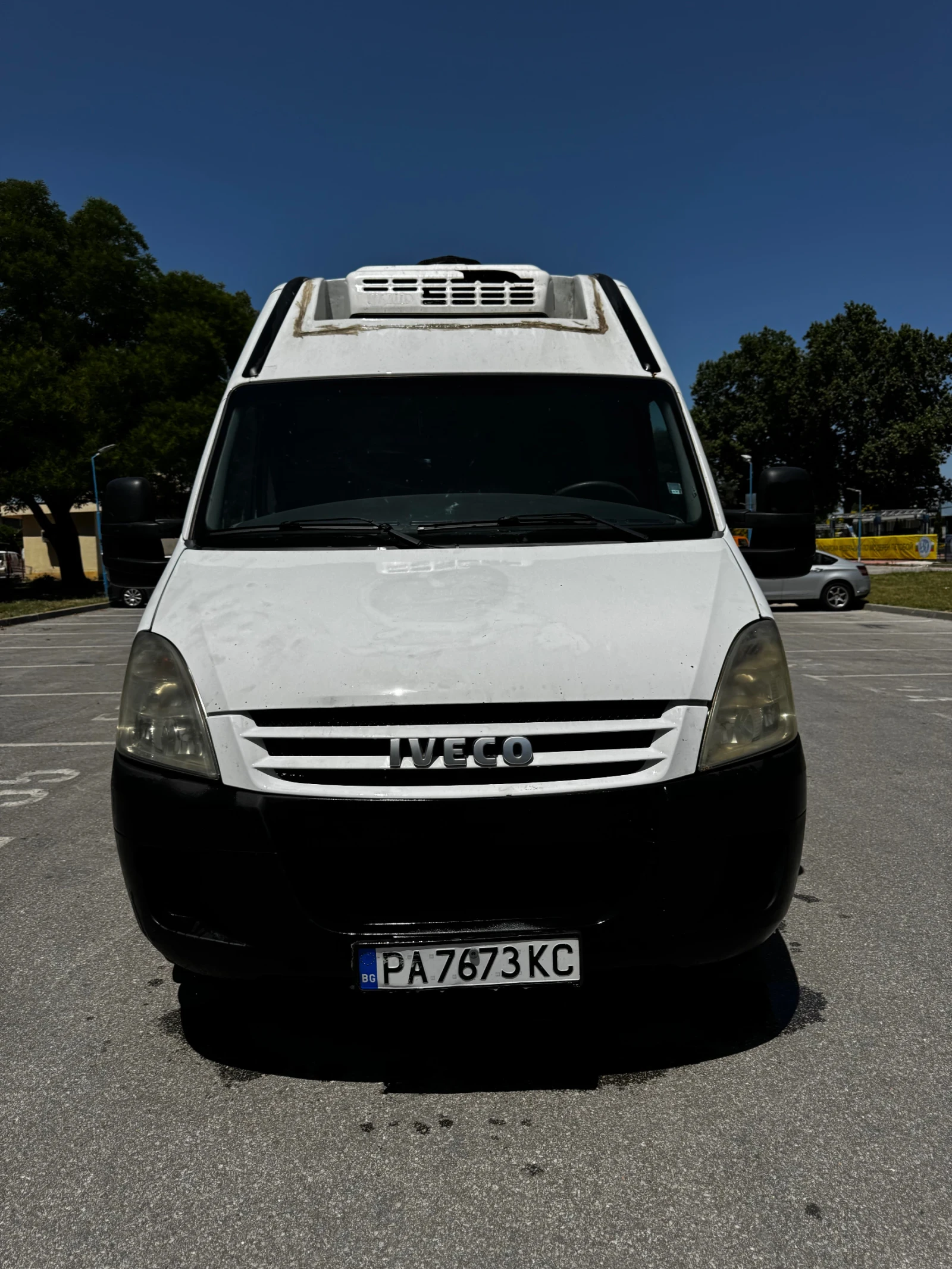 Iveco Daily Хладилен 2.3 HPI, снимка 10 - Бусове и автобуси - 55086944