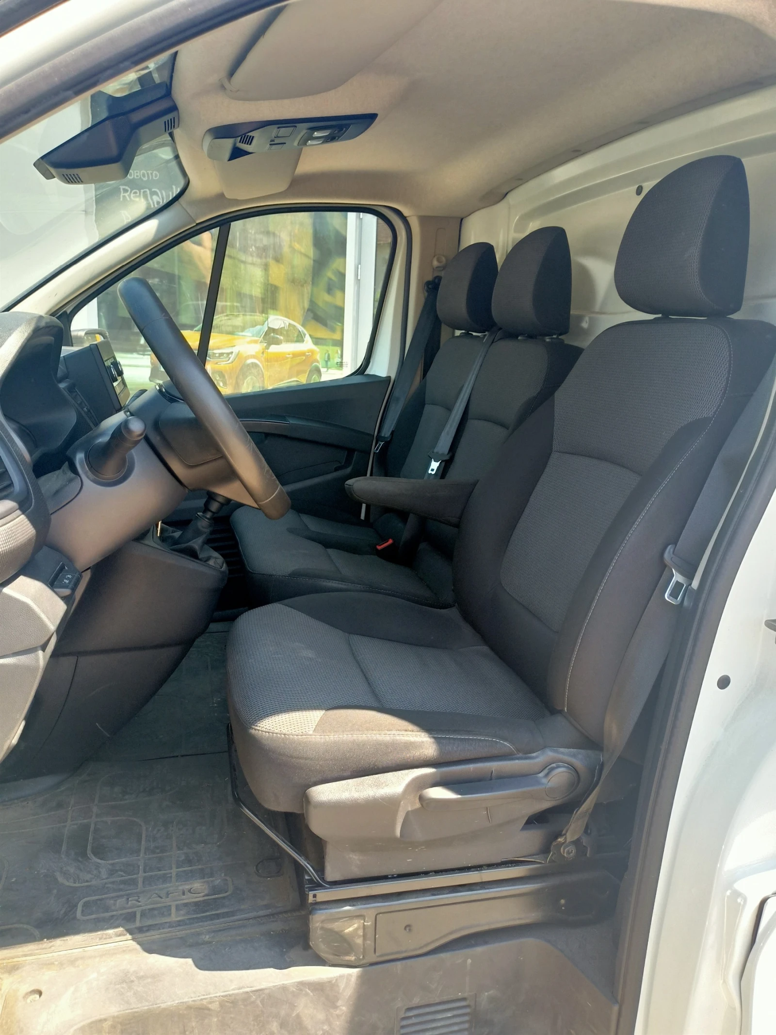 Renault Trafic 2900Евро за получаване, 2.0DCi L2H1, снимка 8 - Бусове и автобуси - 55584147