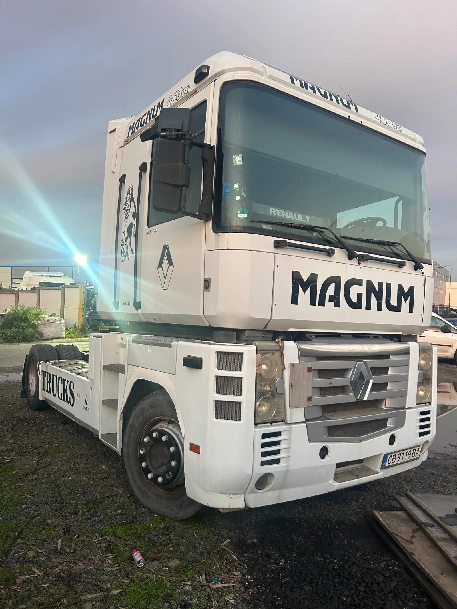 Renault Magnum РЪЧНА КУТИЯ, снимка 1