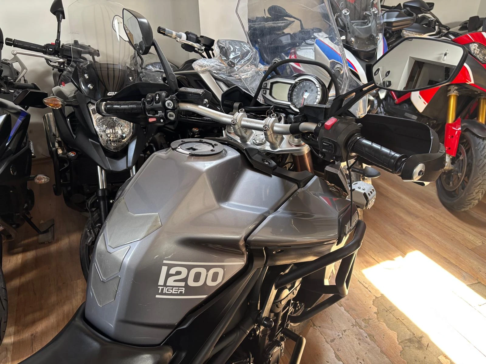 Triumph Tiger 1200 XCA, снимка 8 - Мотоциклети и мототехника - 54578485