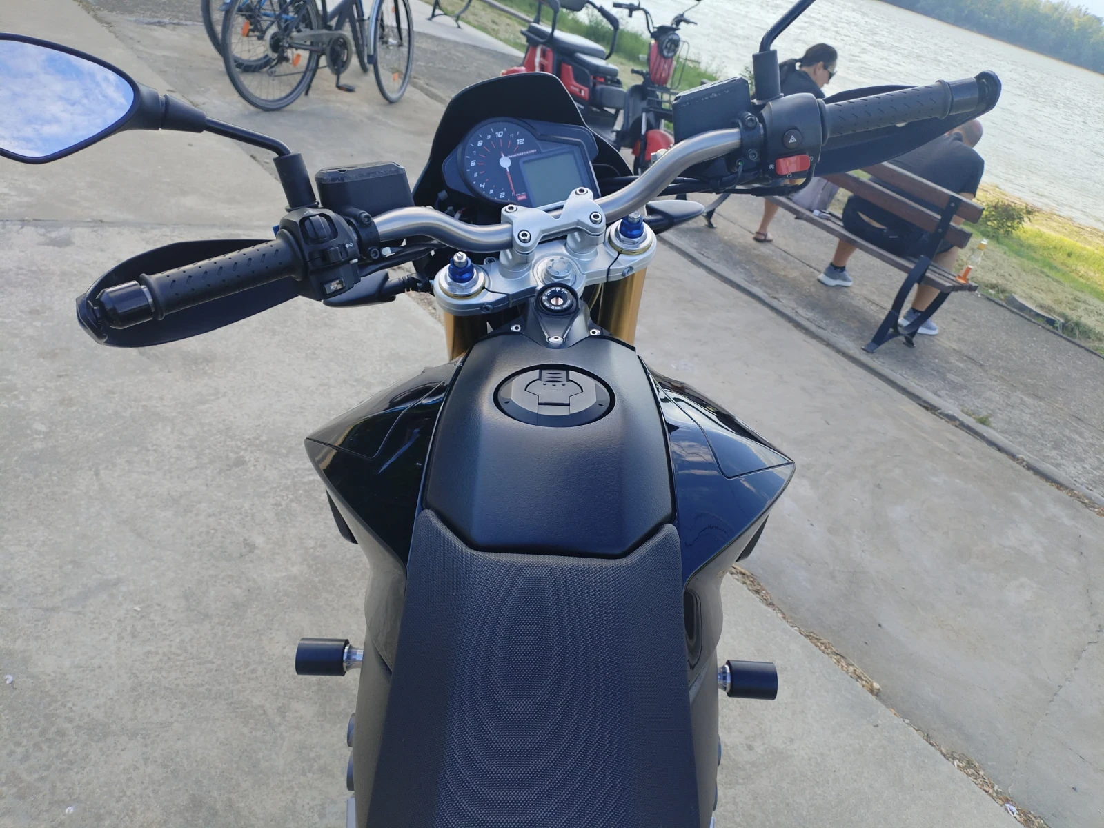 Aprilia Dorsoduro 750  | Mobile.bg � ����������� 3