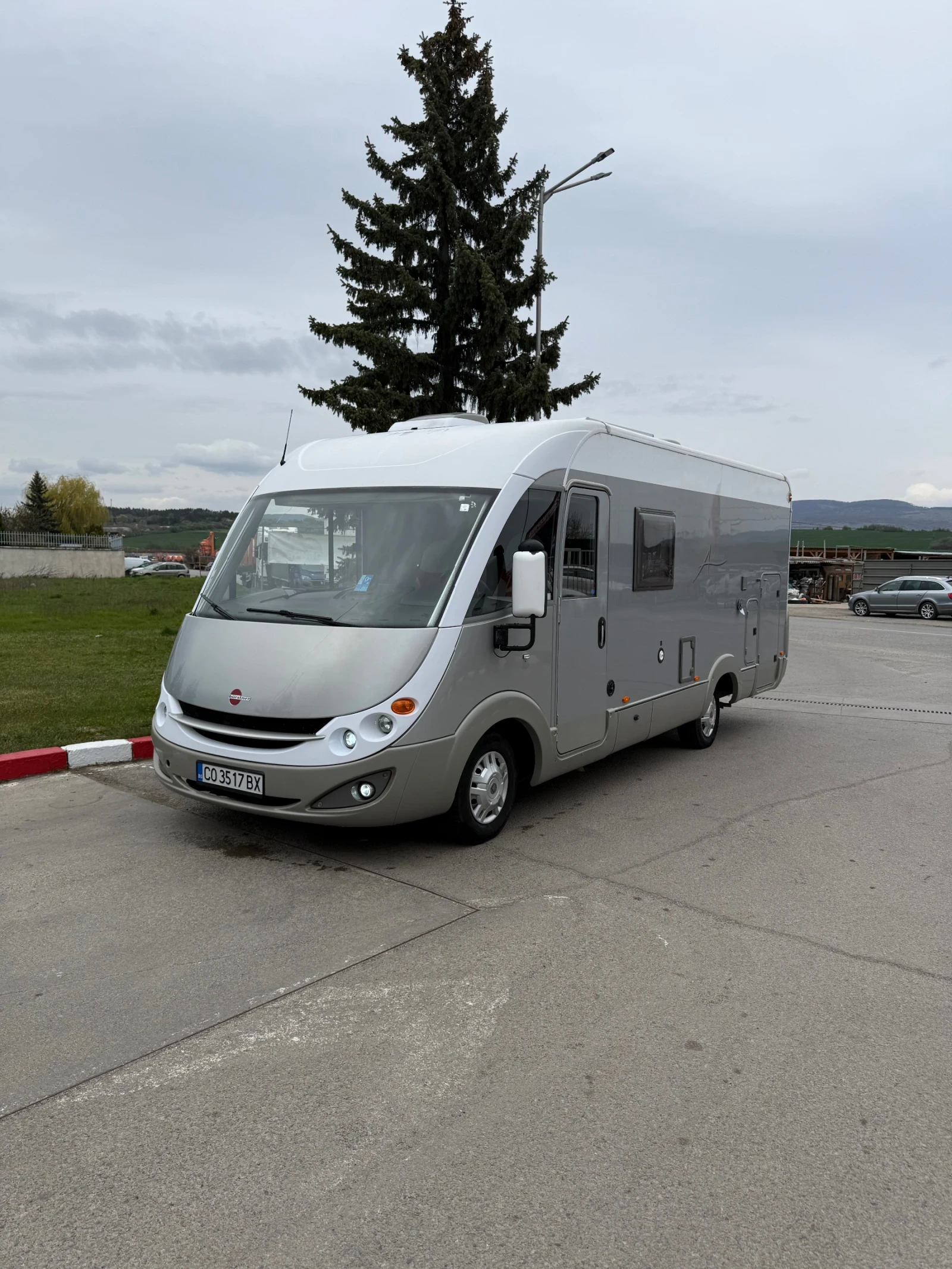Кемпер Burstner Aviano 675 Автоматик