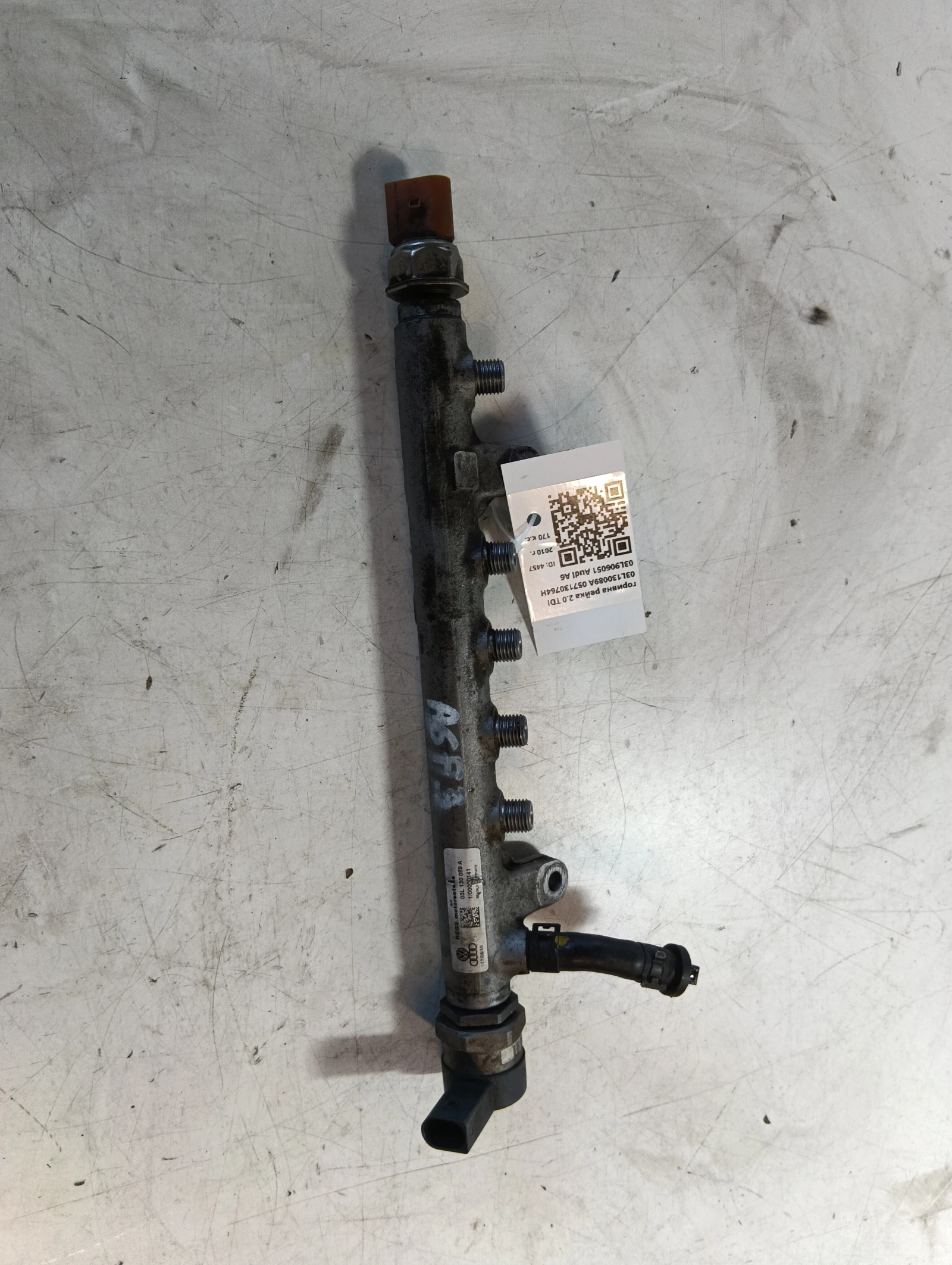 горивна рейка 2.0 TDI 03L130089A 057130764H 03L906051 Audi A6