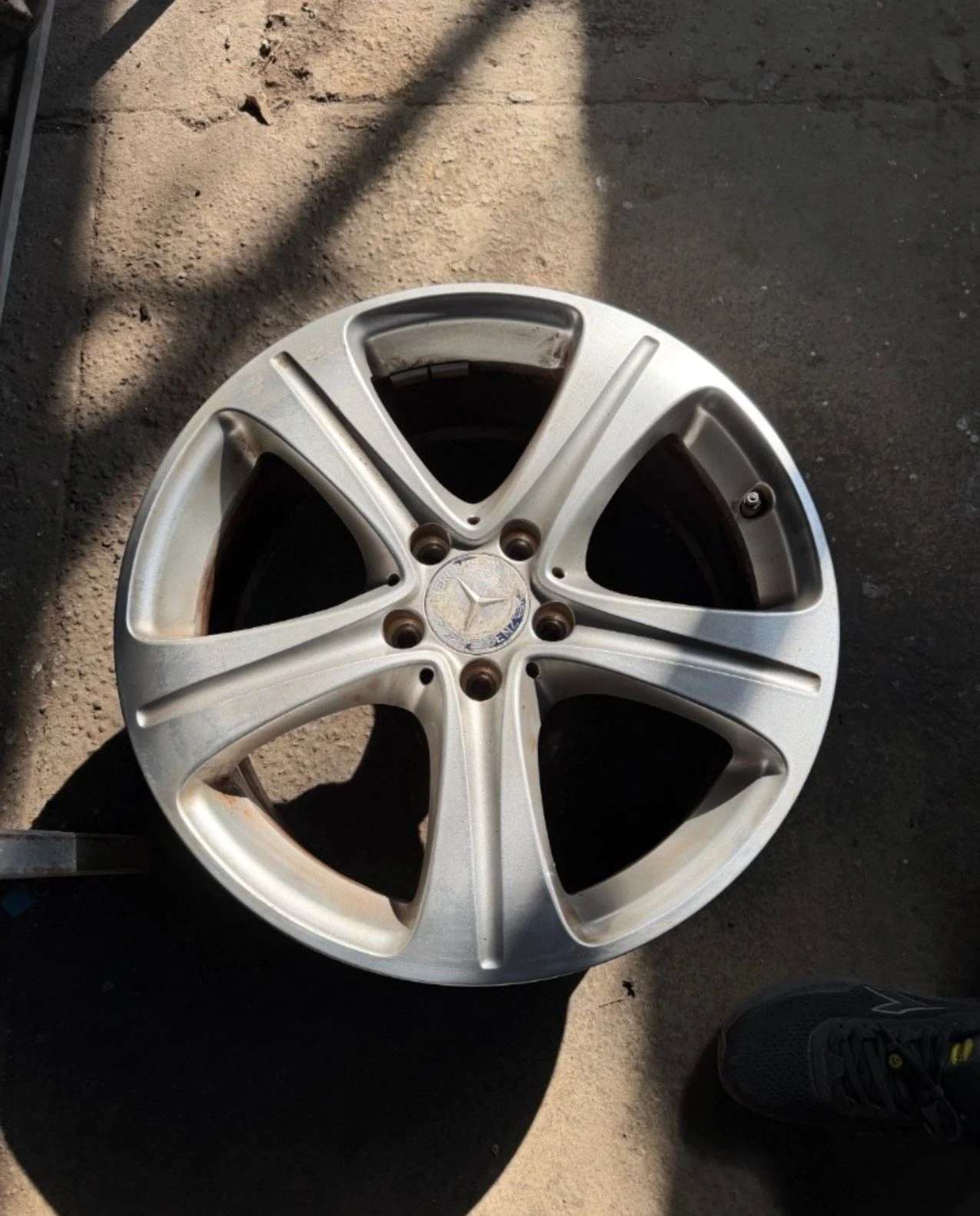 Джанти за Mercedes-Benz, снимка 3 - Гуми и джанти - 56137328