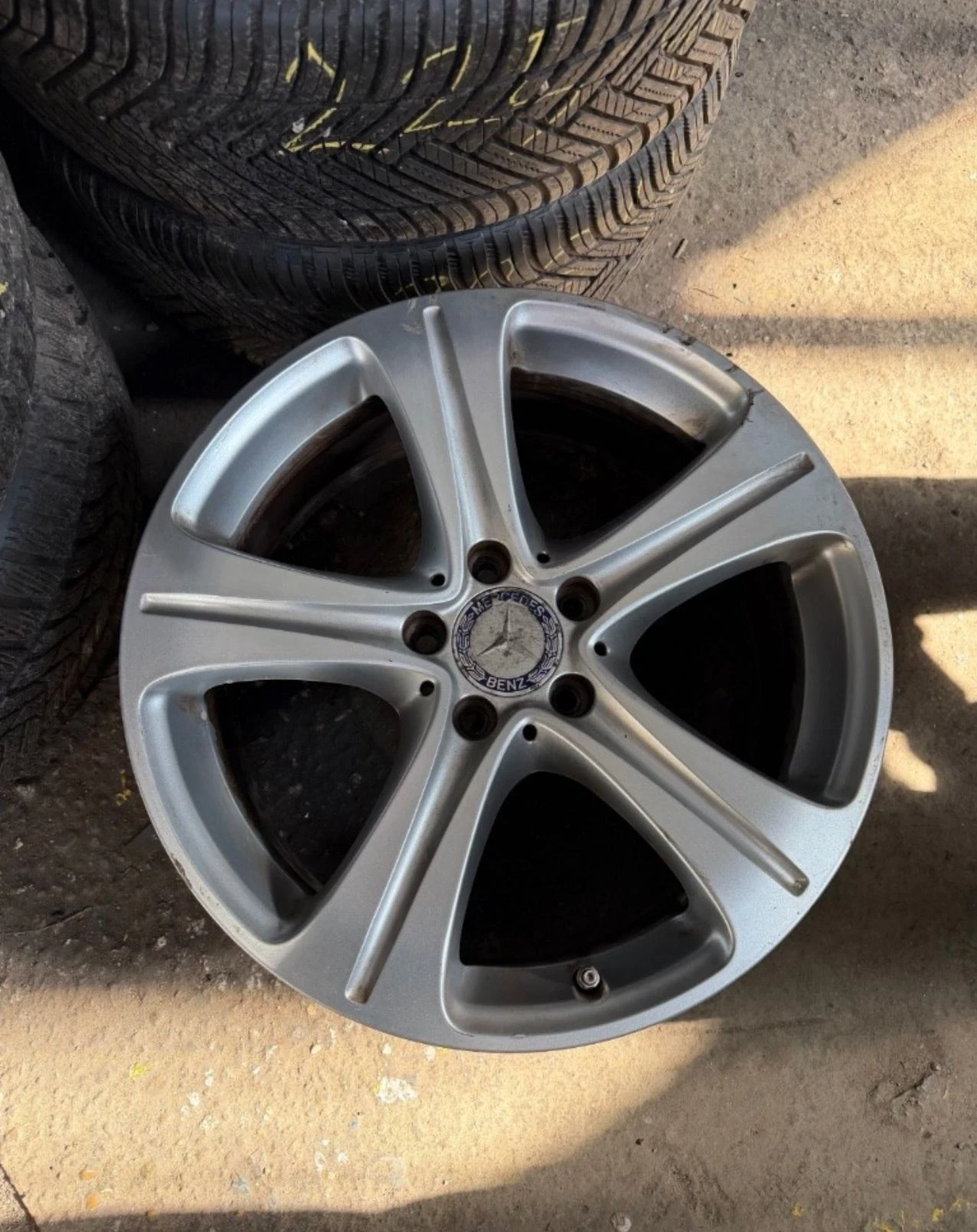 Джанти за Mercedes-Benz, снимка 2 - Гуми и джанти - 56137328