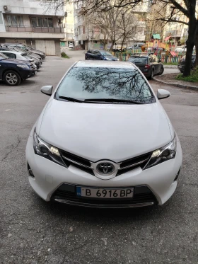 Toyota Auris, снимка 1