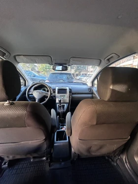 Toyota Corolla verso 1.8* Газ * Bluetooth * Камера * Мултиволан * , снимка 7