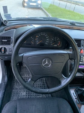     Mercedes-Benz C 250