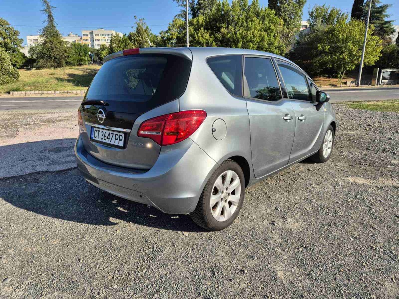 Opel Meriva 1.3CDTI, снимка 5 - Автомобили и джипове - 46751416