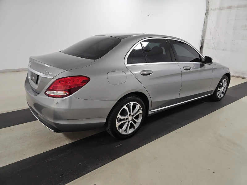 Mercedes-Benz C 300 4MATIC, снимка 4 - Автомобили и джипове - 47789682