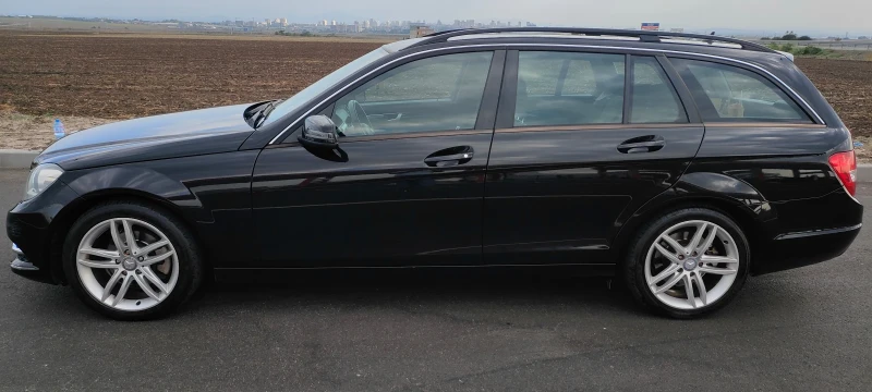 Mercedes-Benz C 220, снимка 9 - Автомобили и джипове - 48832321