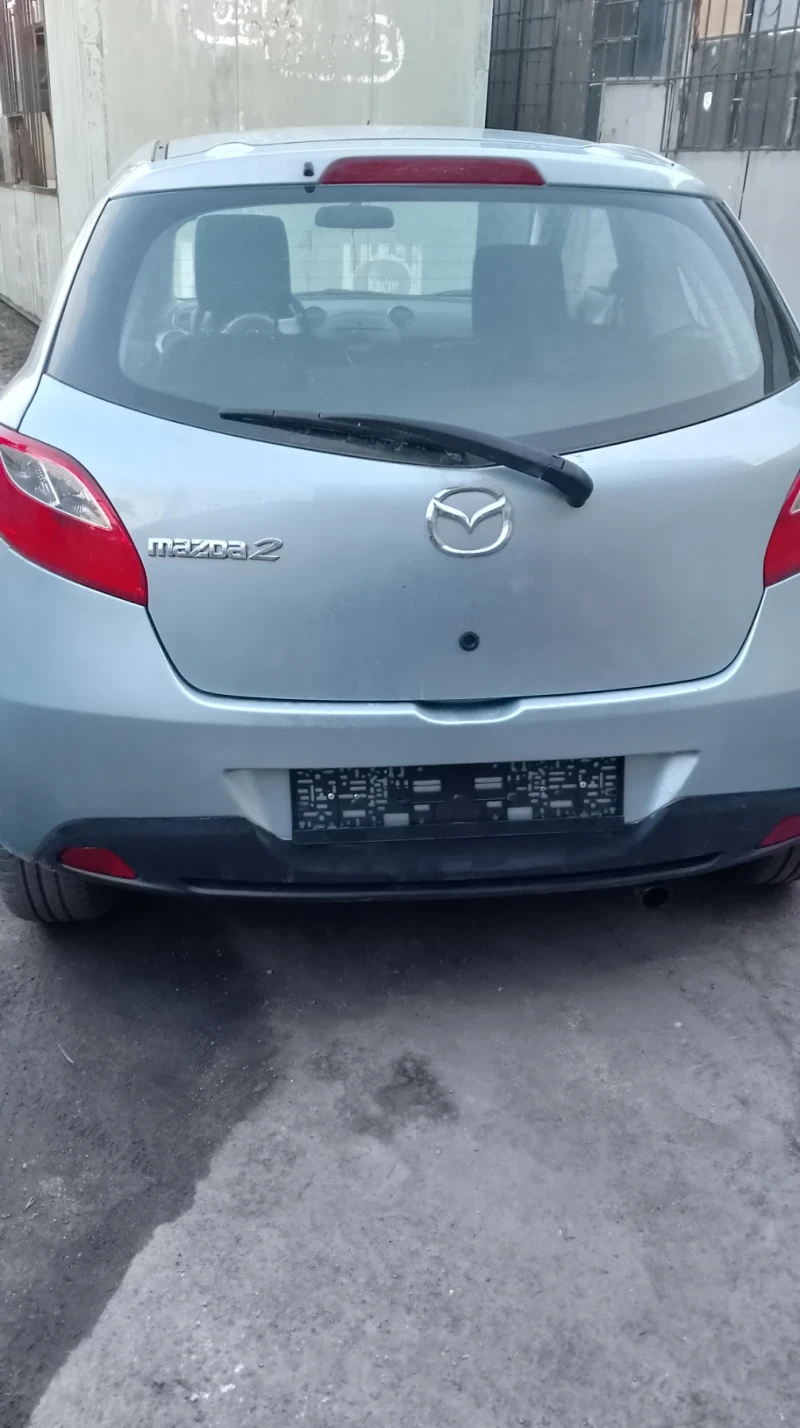 Mazda 2, снимка 9 - Автомобили и джипове - 49279040