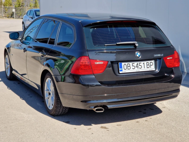 BMW 318, снимка 4 - Автомобили и джипове - 49559920