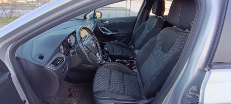 Opel Astra 1.6 Sports Tourer, снимка 7 - Автомобили и джипове - 52455163