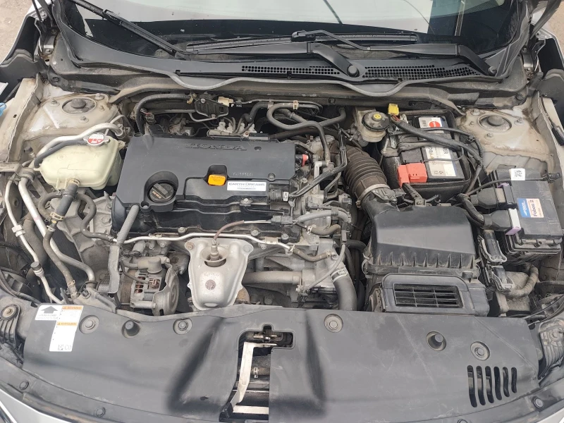 Honda Civic ПЕРФЕКТНА , снимка 12 - Автомобили и джипове - 51865915