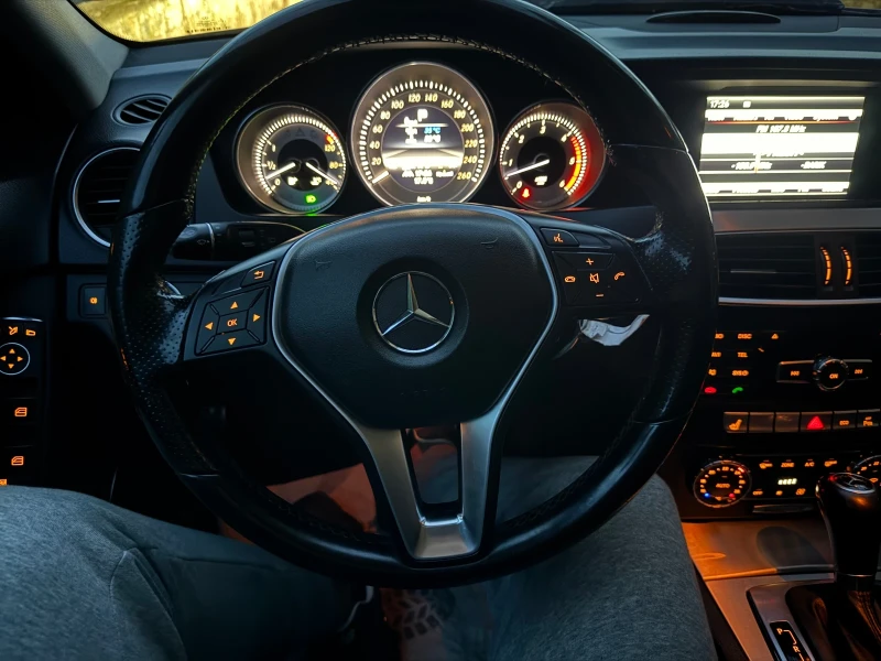 Mercedes-Benz C 350 350CDI, снимка 8 - Автомобили и джипове - 52355478