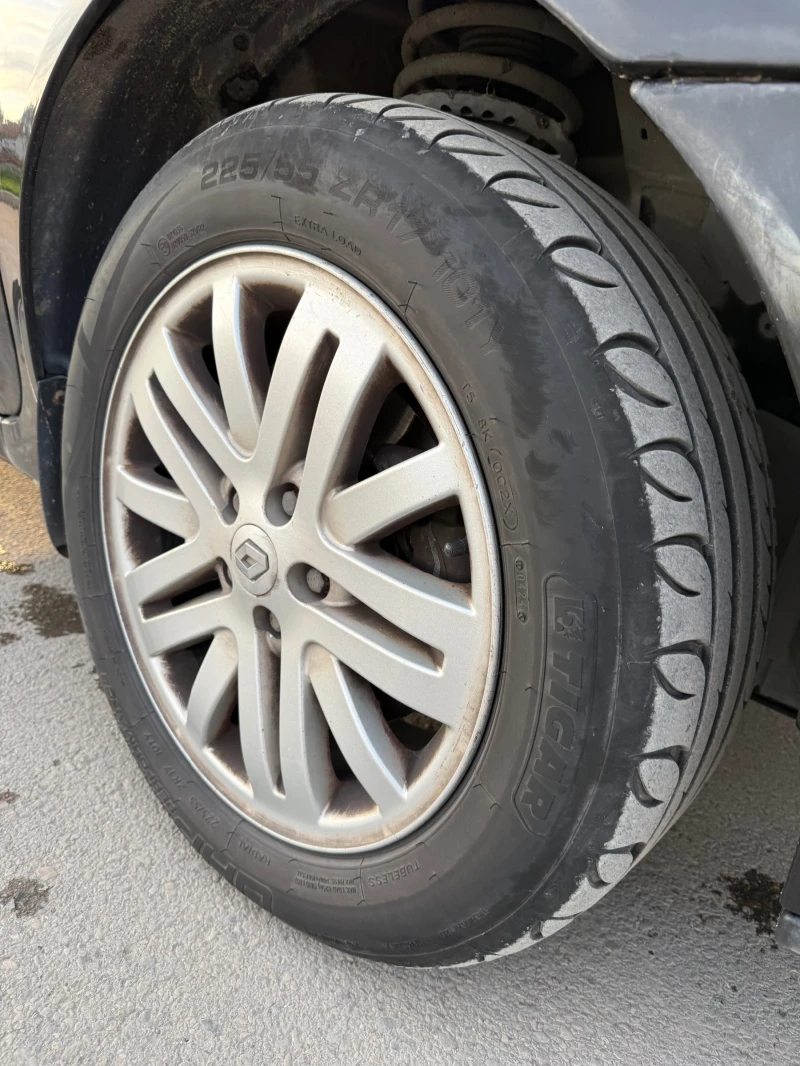 Renault Grand espace Автоматик 7 места Климатроник Теглич Всичко платен, снимка 17 - Автомобили и джипове - 52493912