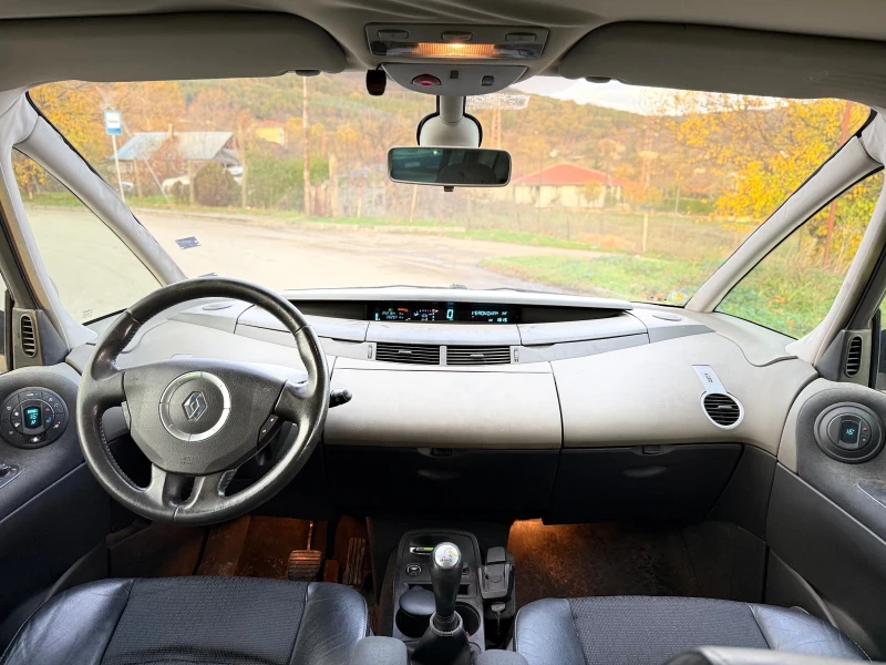 Renault Grand espace Автоматик 7 места Климатроник Теглич Всичко платен, снимка 10 - Автомобили и джипове - 52493912