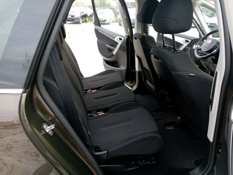 Citroen C4 Picasso 1.6HDI, Фейслифт , снимка 9 - Автомобили и джипове - 52731273
