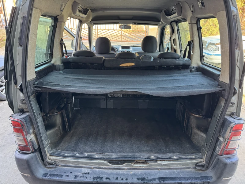 Peugeot Partner 1, 6 HDI, снимка 13 - Автомобили и джипове - 52736121