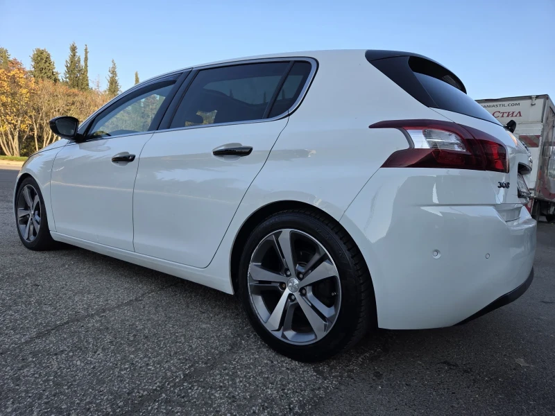Peugeot 308 1, 6 benzin 156 hp Реални км!!!, снимка 8 - Автомобили и джипове - 52736822