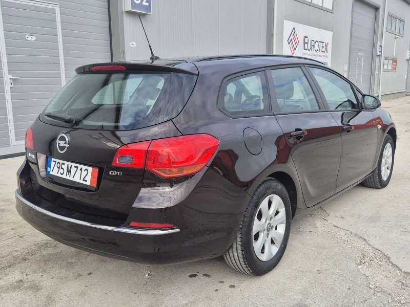 Opel Astra 1.6cdi ОБСЛУЖЕНА, снимка 7 - Автомобили и джипове - 52865317