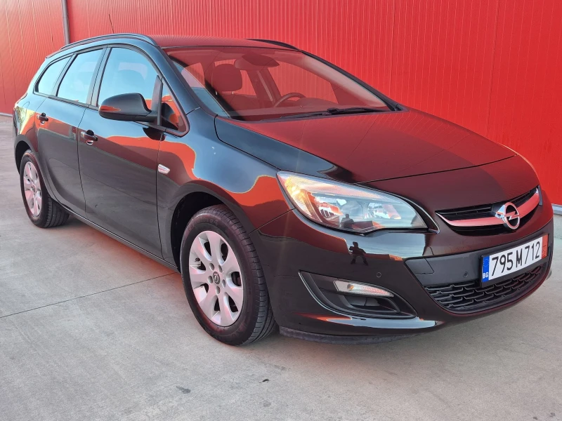 Opel Astra 1.6cdi ОБСЛУЖЕНА, снимка 6 - Автомобили и джипове - 52865317