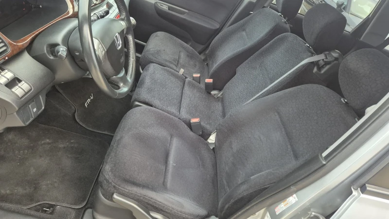 Honda Fr-v 2.2 EXECUTIVE 125хил!100%РЕАЛНИ  ЛИЗИНГ ВИДЕО , снимка 17 - Автомобили и джипове - 52907517