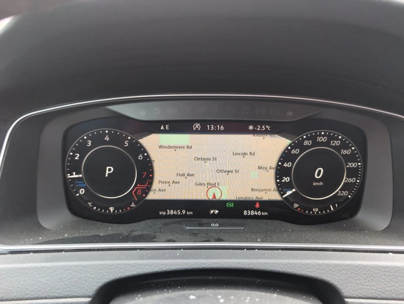 VW Golf * 5 door DSG * CARFAX * БЕЗ ПЪРВОНАЧАЛНА ВНОСКА, снимка 8 - Автомобили и джипове - 52943656