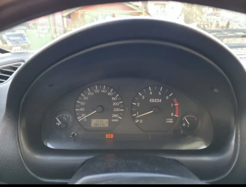 Mitsubishi Carisma, снимка 7 - Автомобили и джипове - 53234235