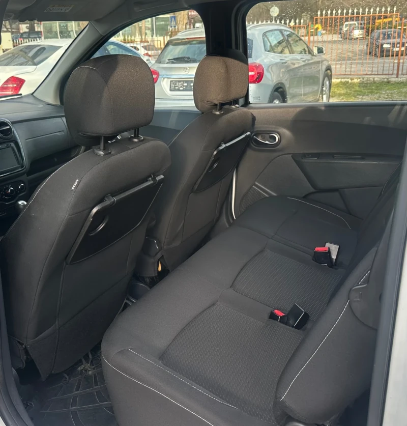 Dacia Lodgy 1.5DCI/Camera/Navi/7Места, снимка 7 - Автомобили и джипове - 53498879