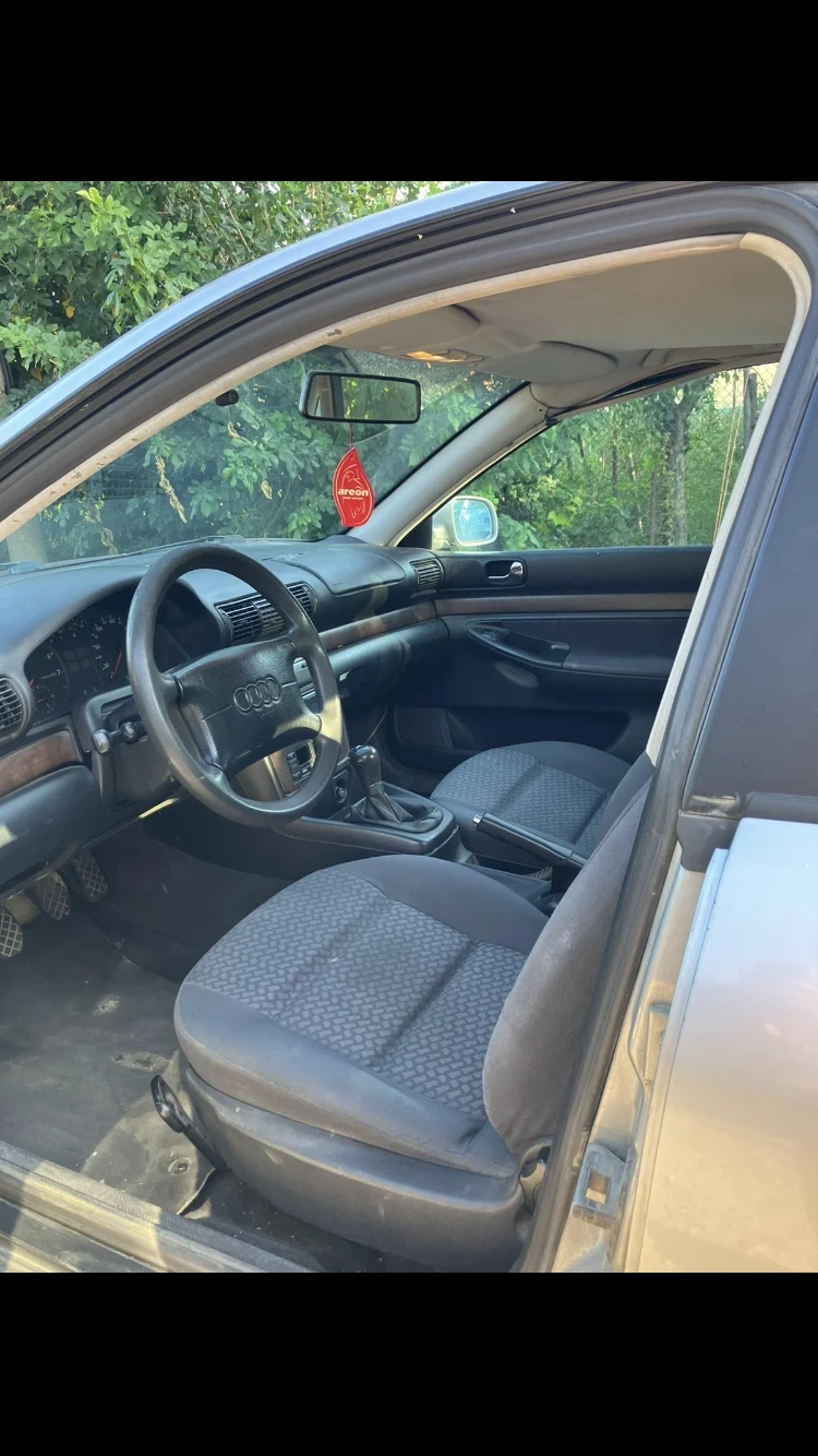 Audi A4 Audi A4 1.8T, снимка 6 - Автомобили и джипове - 53401558