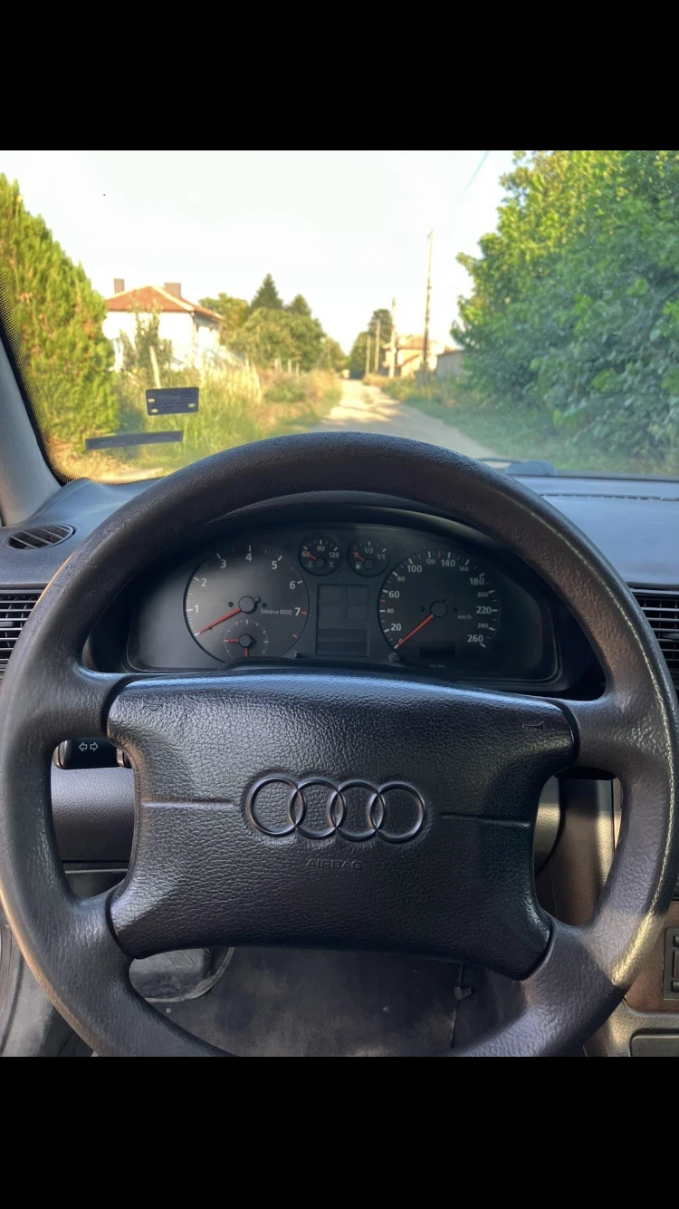 Audi A4 Audi A4 1.8T, снимка 5 - Автомобили и джипове - 53401558
