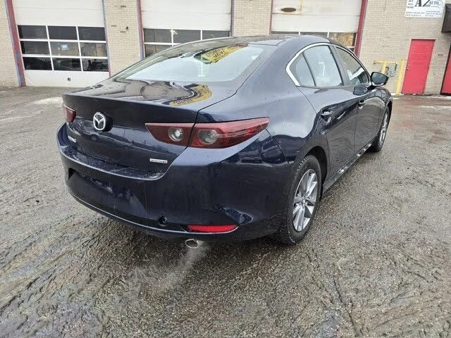 Mazda 3 GX* Sedan* ����������* (���� �� ��) | Mobile.bg � ����������� 5
