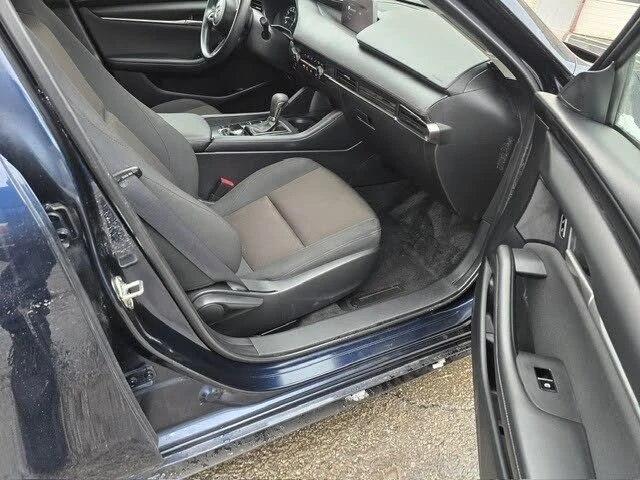 Mazda 3 GX* Sedan* ����������* (���� �� ��) | Mobile.bg � ����������� 13