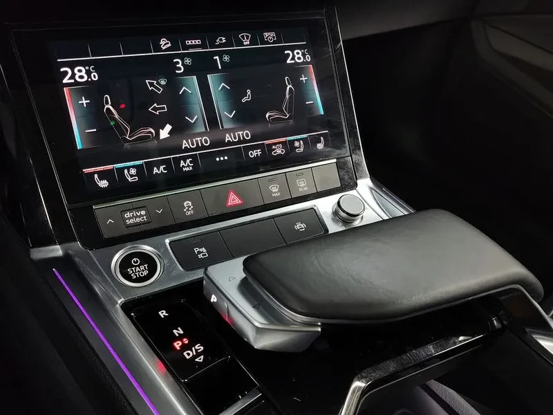 Audi E-Tron 50 Quattro Sportback, снимка 9 - Автомобили и джипове - 56532372