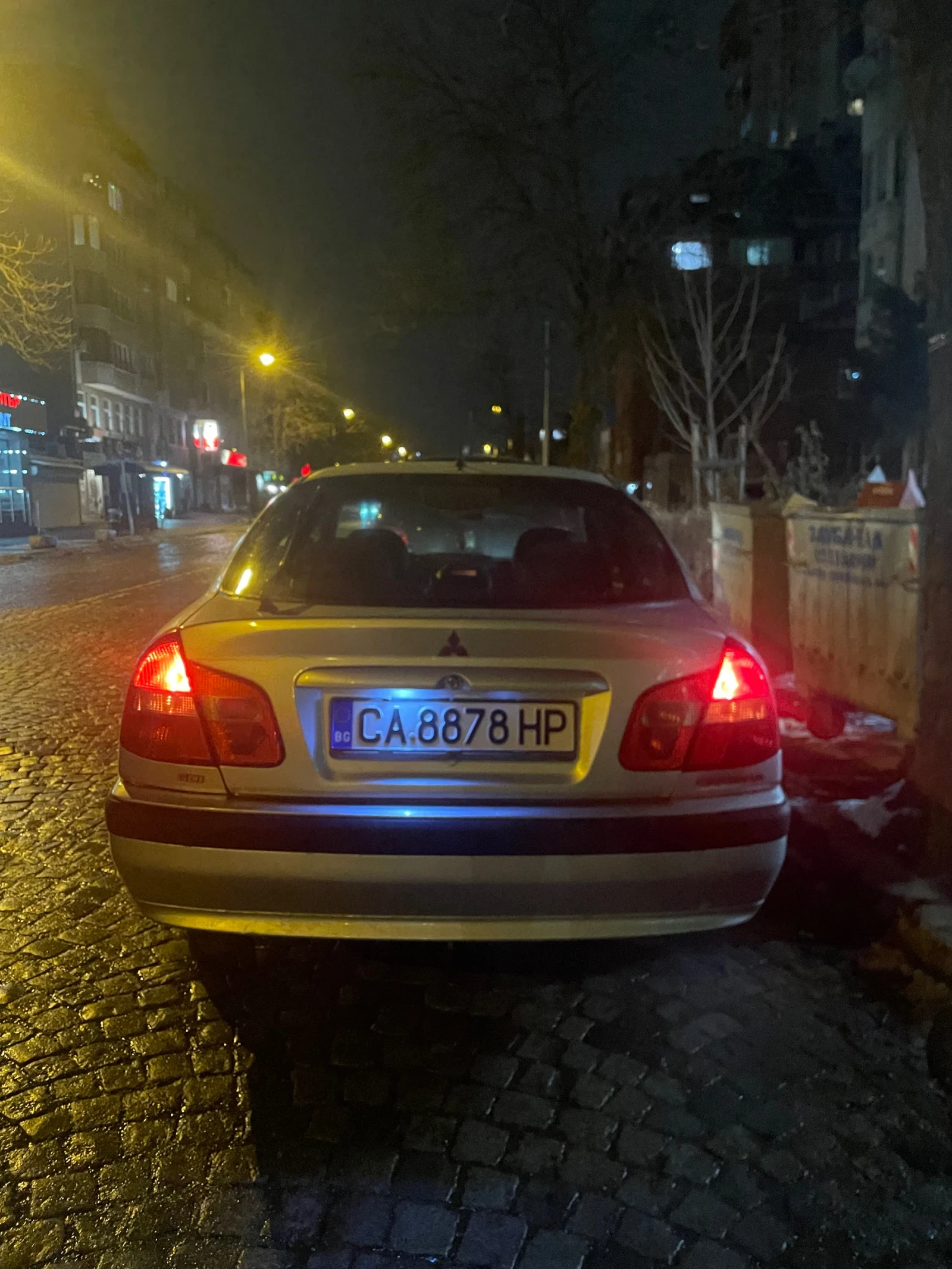 Mitsubishi Carisma, снимка 1