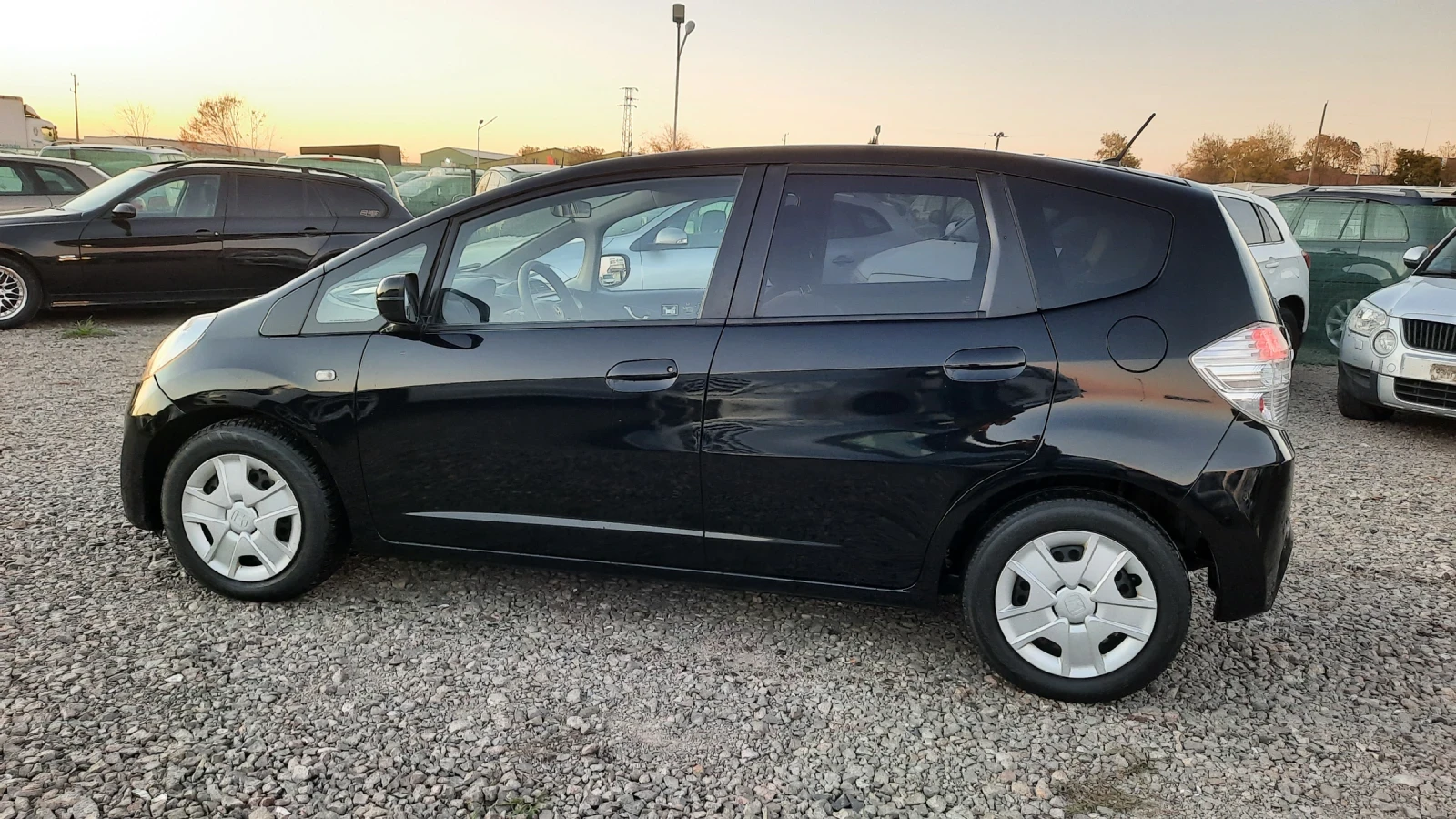 Honda Jazz 1.3 * Hybrid * Автомат * 138х.км  - изображение 6